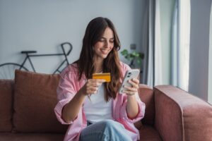 How Banks and Credit Unions Can Improve Customer Experience with Digital Solutions