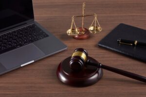 How Law Firms and Legal Advisors Can Attract More Clients Online